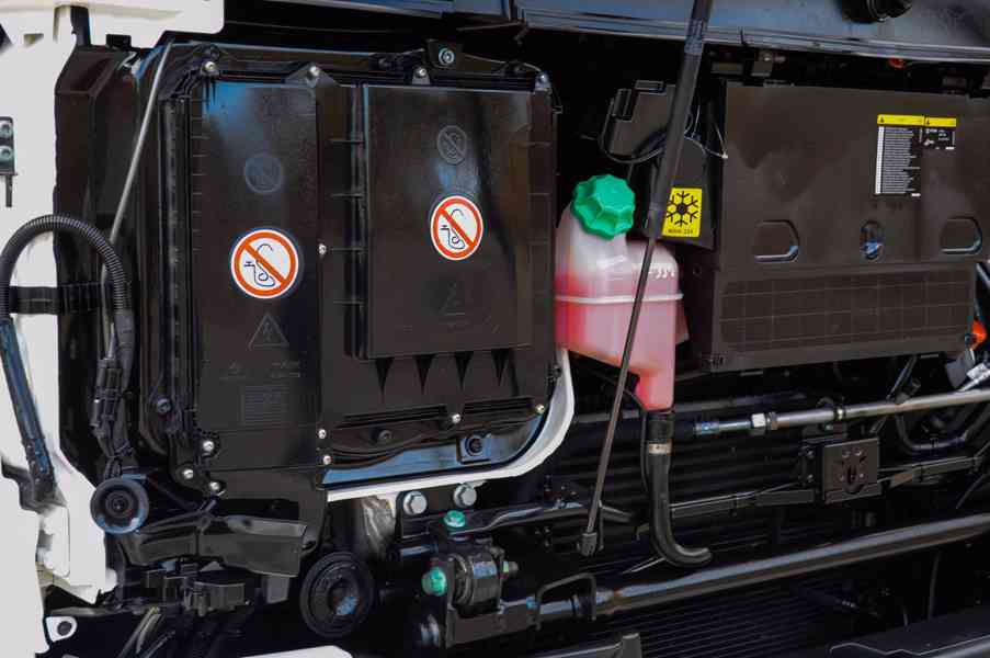 MAN TGM 18.250 - NOVÝ HÁKOVÝ NOSIČ KONTEJNERŮ CHARVÁT EU6 - foto 46