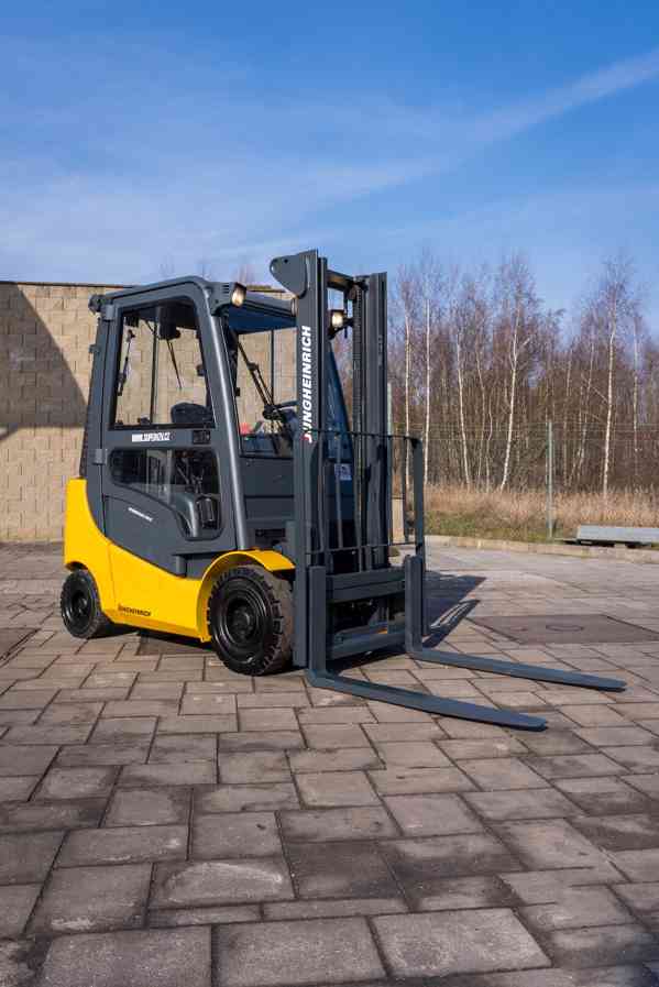 Vysokozdvižný vozík Jungheinrich TFG 316 - foto 10