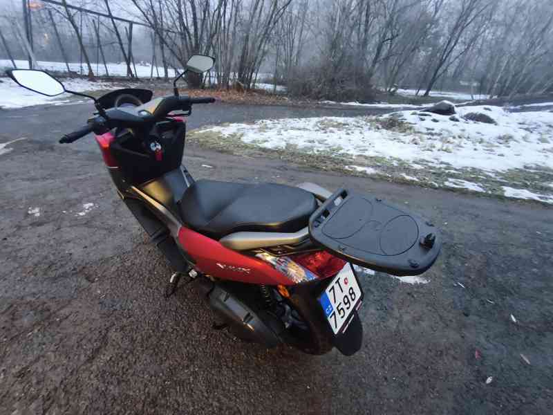 Yamaha N Max 125,zánovní,naj.pouze 3900 km,nehavar,ČR,dědic. - foto 5