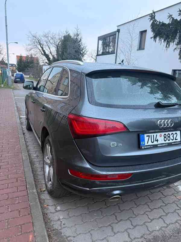 Audi Q5 2,0   S Line - foto 5