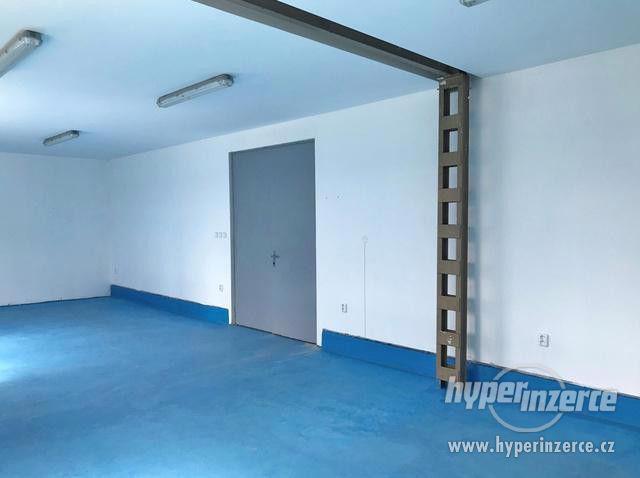 Menší prostor pro skladování v Blovicích - foto 6