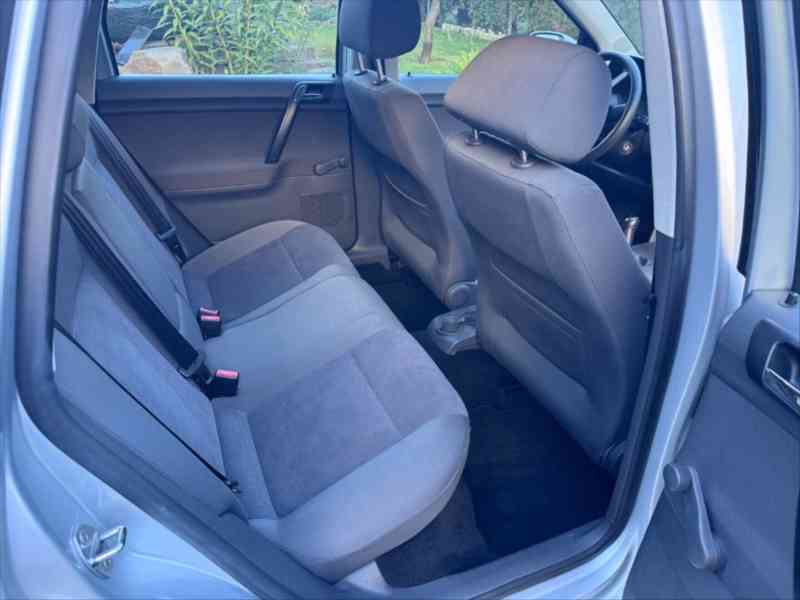 Volkswagen Polo 1,2   výkon 40kW, rok výroby 2006 - foto 6