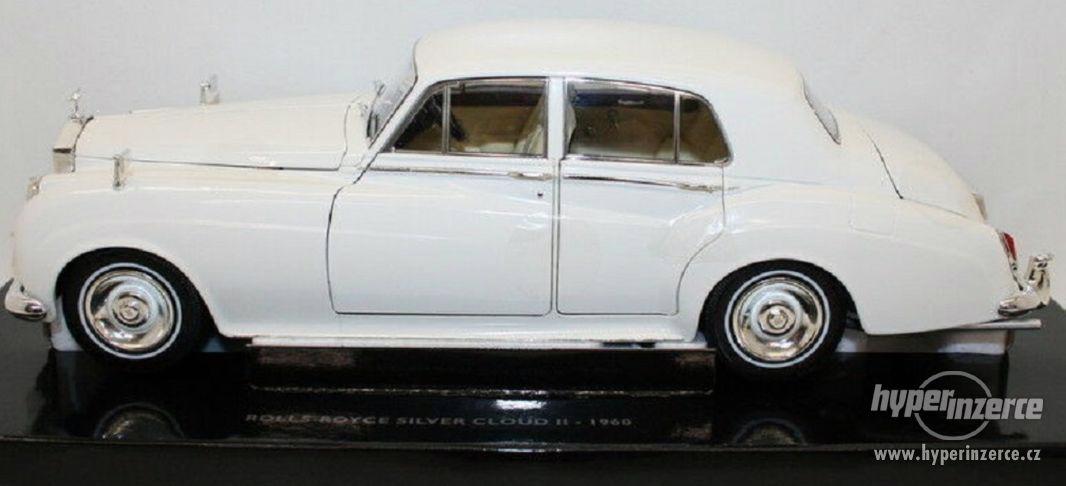 Model Rolls-Royce Silver Cloud II 1960 1:18 Minichamps - foto 8