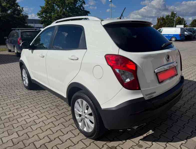 Ssangyong Korando 2.0 XGi 4x4 benzín 110kw - foto 7