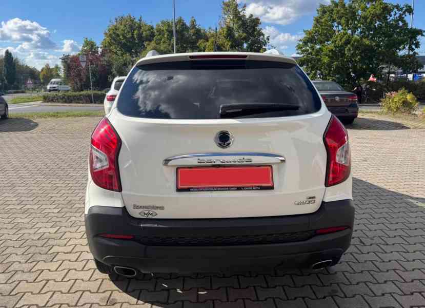Ssangyong Korando 2.0 XGi 4x4 benzín 110kw - foto 6