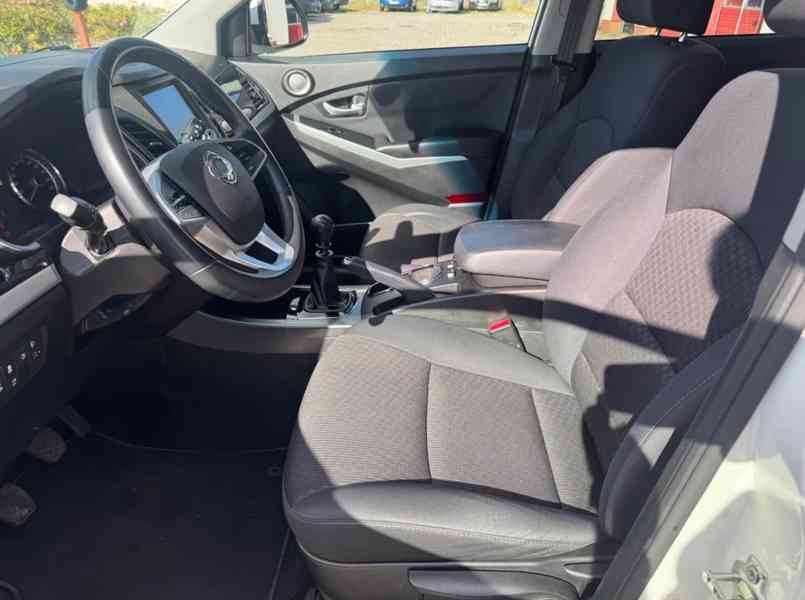 Ssangyong Korando 2.0 XGi 4x4 benzín 110kw - foto 10