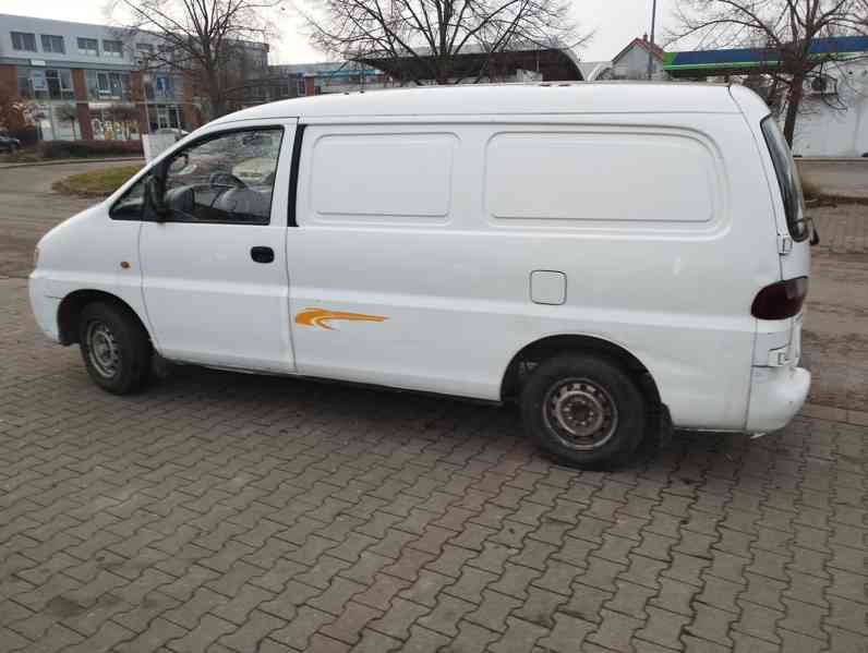 Hyundai H1 2,5 Td - foto 2
