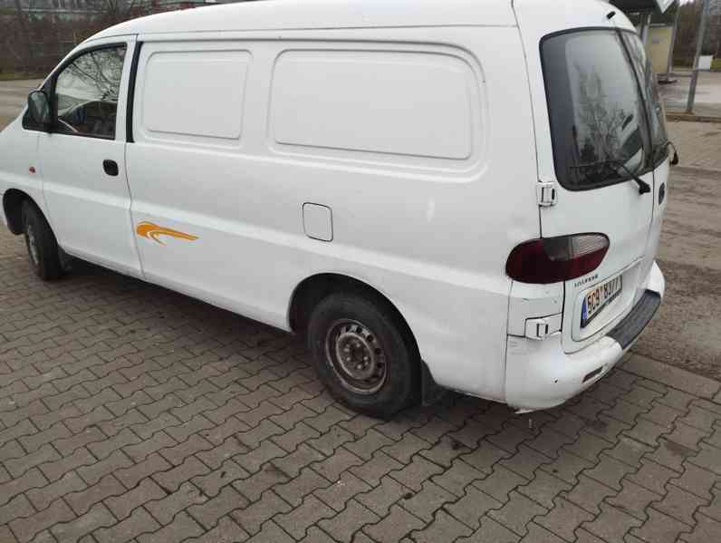 Hyundai H1 2,5 Td - foto 3