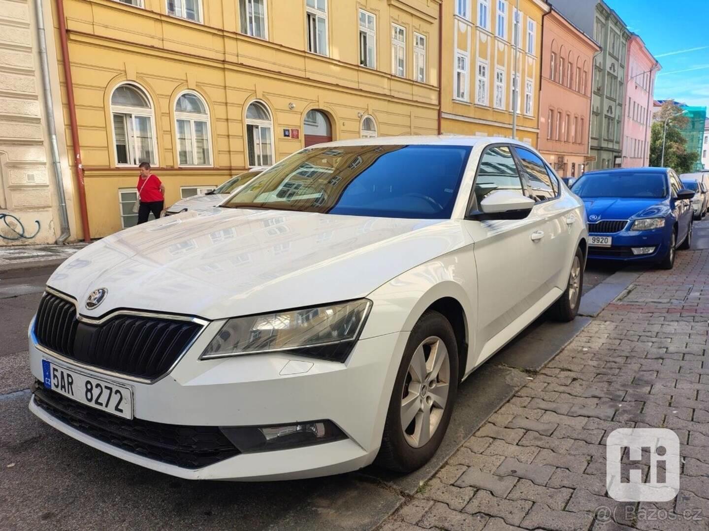 Škoda Superb 2,0 - foto 1