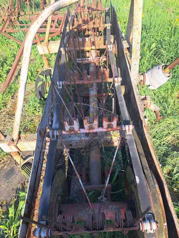 Obracečka a nahrnovačka - foto 2