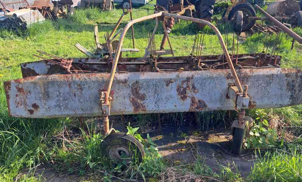 Obracečka a nahrnovačka - foto 3