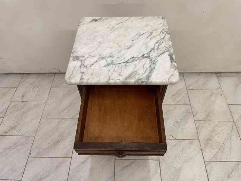 Starožitný stolek s mramorovou deskou - foto 6