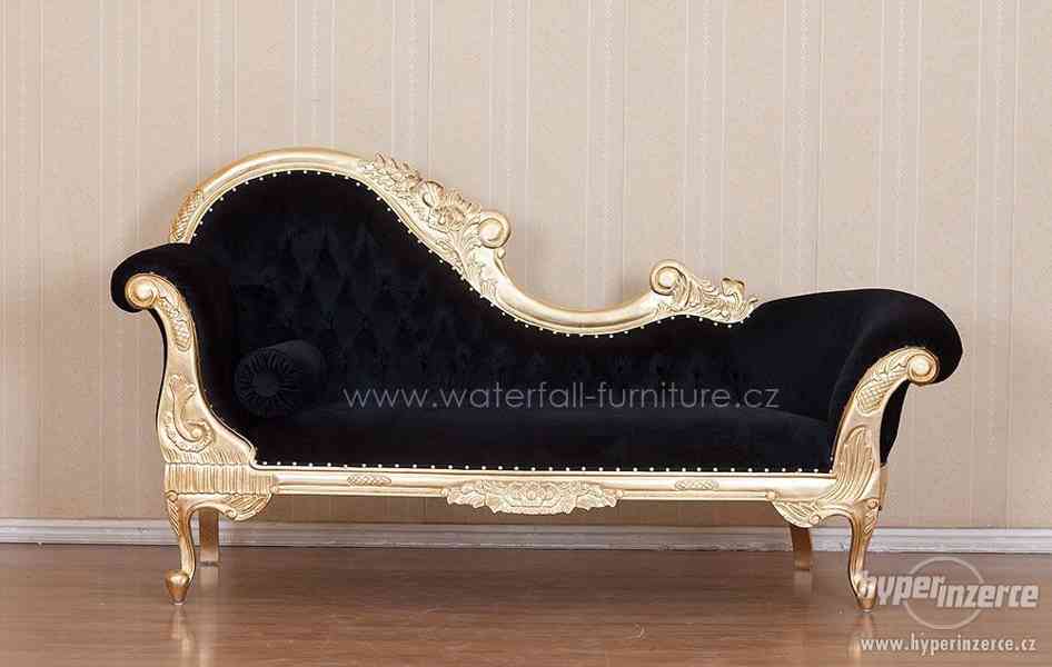 Zlaté sofa, černý samet - foto 3