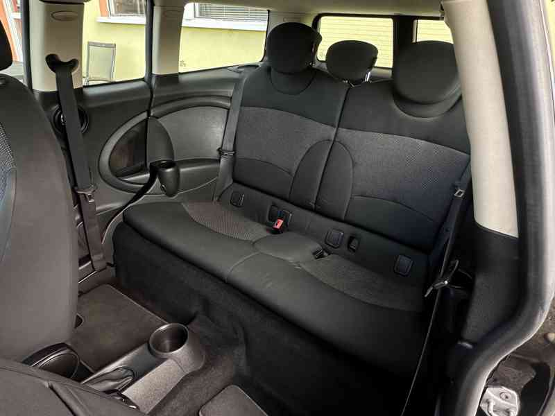 Mini Clubman 1.6i 1Maj/138tisKM/Tempomat - foto 12