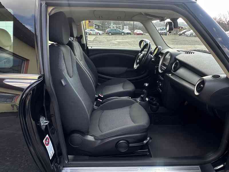 Mini Clubman 1.6i 1Maj/138tisKM/Tempomat - foto 20