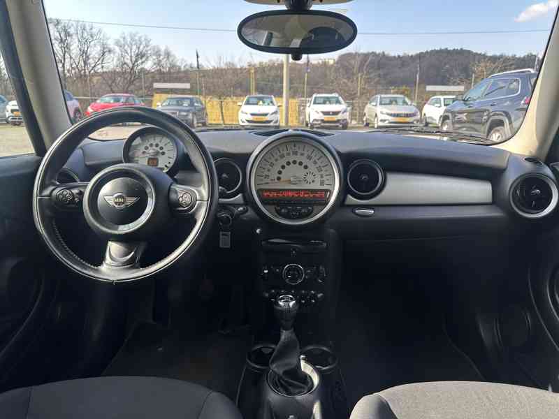 Mini Clubman 1.6i 1Maj/138tisKM/Tempomat - foto 23