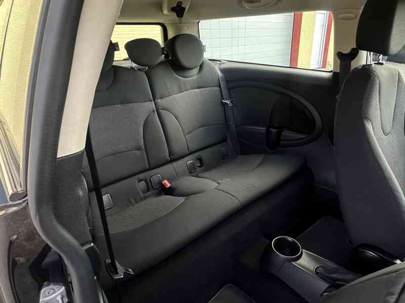 Mini Clubman 1.6i 1Maj/138tisKM/Tempomat - foto 18