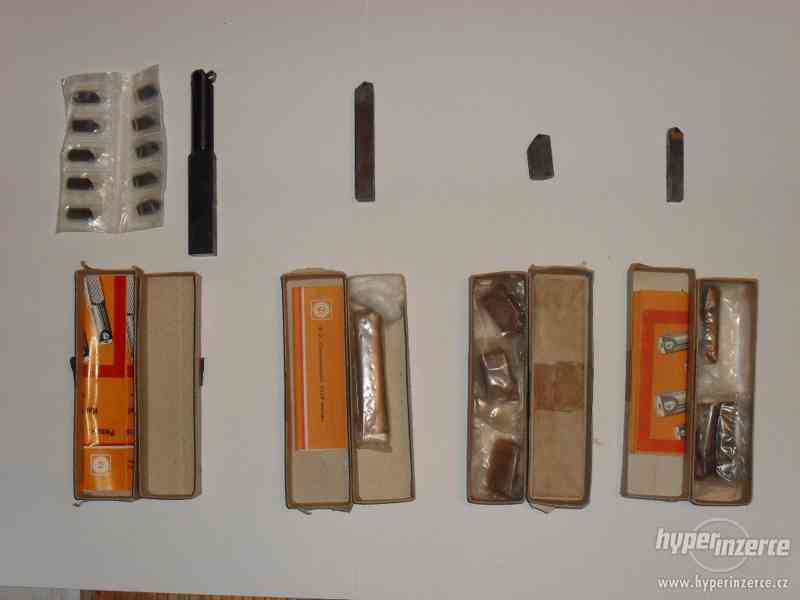 Nástroje: Sústružnícke nože + vložky CBN - foto 2