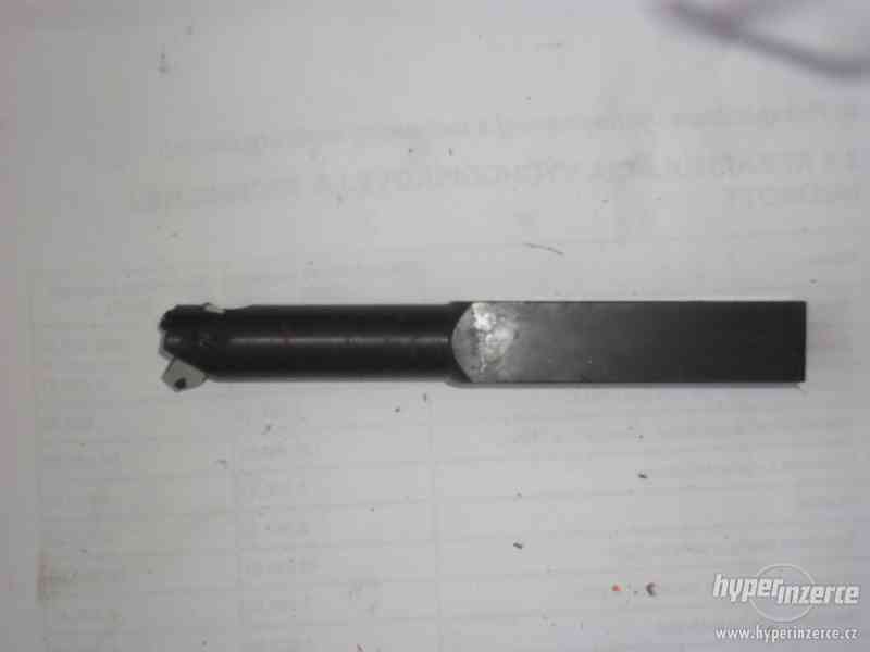 Nástroje: Sústružnícke nože + vložky CBN - foto 6
