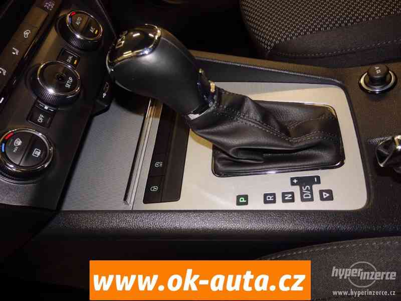 Škoda Octavia 2.0TDI ELEGANCE DSG ZARUKA.KM 2015-DPH - foto 12