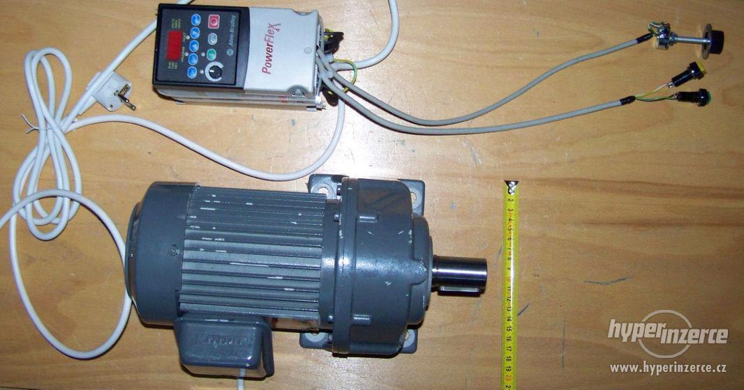 Elektromotor s čelní převodovkou, nízké otáčky, regulace - foto 1