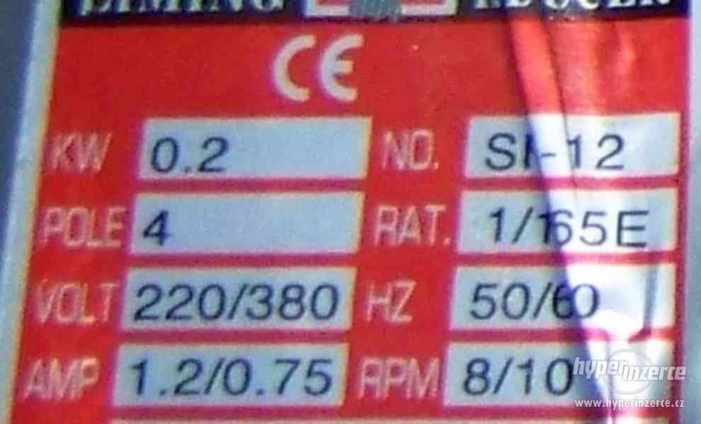 Elektromotor s čelní převodovkou, nízké otáčky, regulace - foto 4