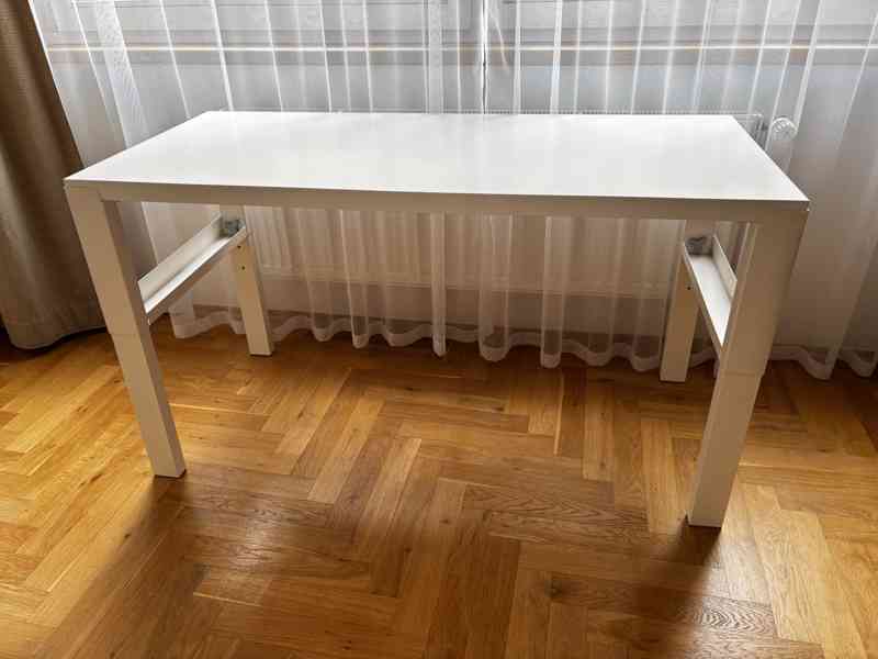 Nastavitelný psací stůl a židle IKEA - foto 3