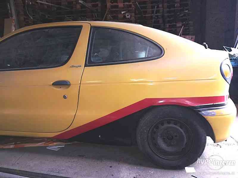 Renault Megane Coupe 1.6 - foto 6