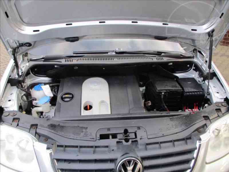 Volkswagen Touran 1,6 FSI DIGI.KLIMA - foto 12