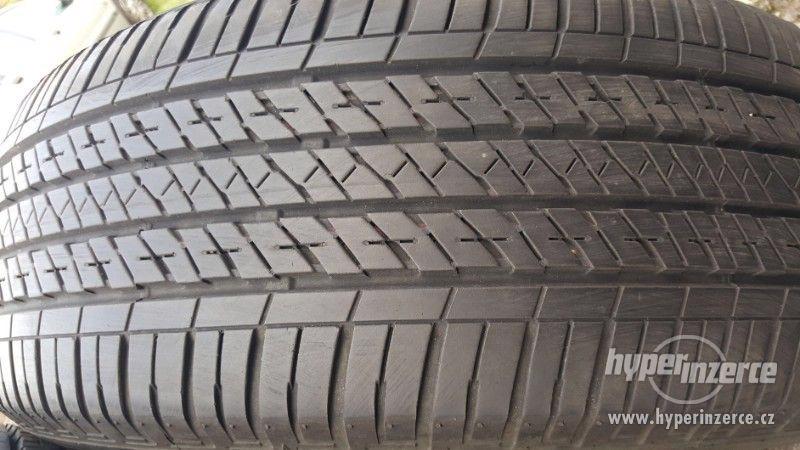 Prodám 4 celoroční pneumatiky Bridgestone Ecopia 235/55 R18 - foto 1