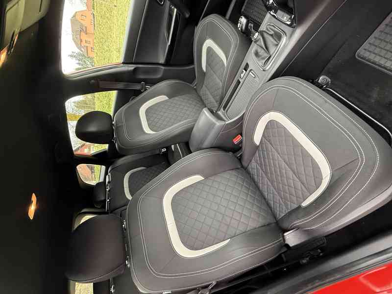 Kia Ceed Combi SW 1.6 CRDI 100Kw GT- LINE - foto 15