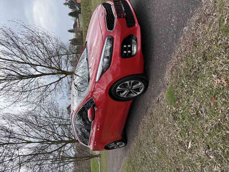 Kia Ceed Combi SW 1.6 CRDI 100Kw GT- LINE - foto 2