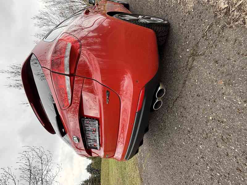 Kia Ceed Combi SW 1.6 CRDI 100Kw GT- LINE - foto 8