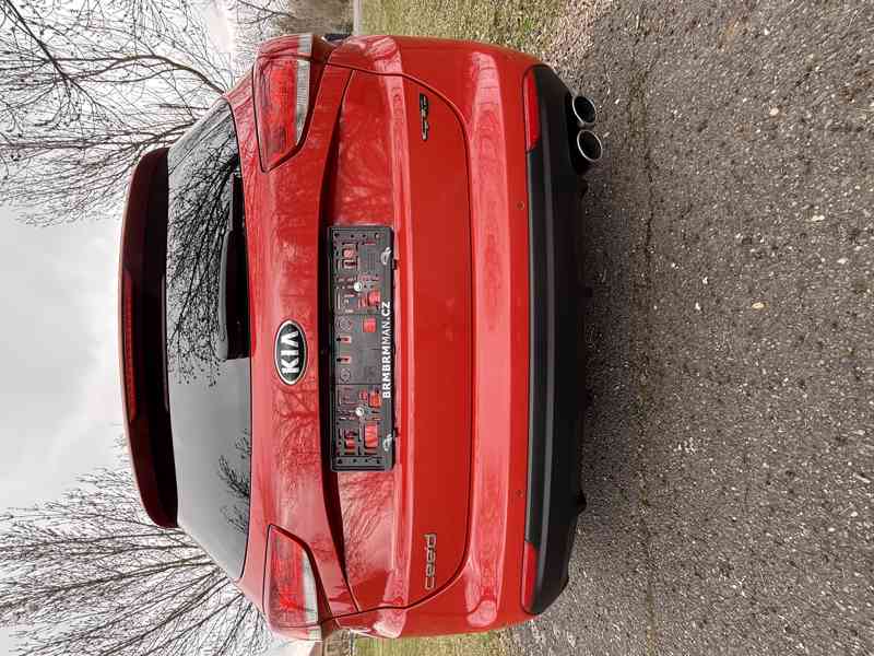 Kia Ceed Combi SW 1.6 CRDI 100Kw GT- LINE - foto 7