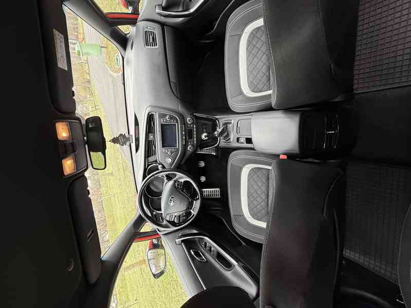 Kia Ceed Combi SW 1.6 CRDI 100Kw GT- LINE - foto 14