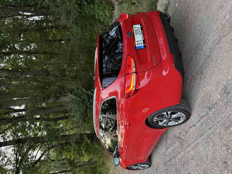 Kia Ceed Combi SW 1.6 CRDI 100Kw GT- LINE - foto 5