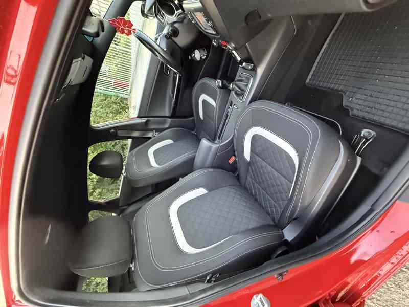 Kia Ceed Combi SW 1.6 CRDI 100Kw GT- LINE - foto 17