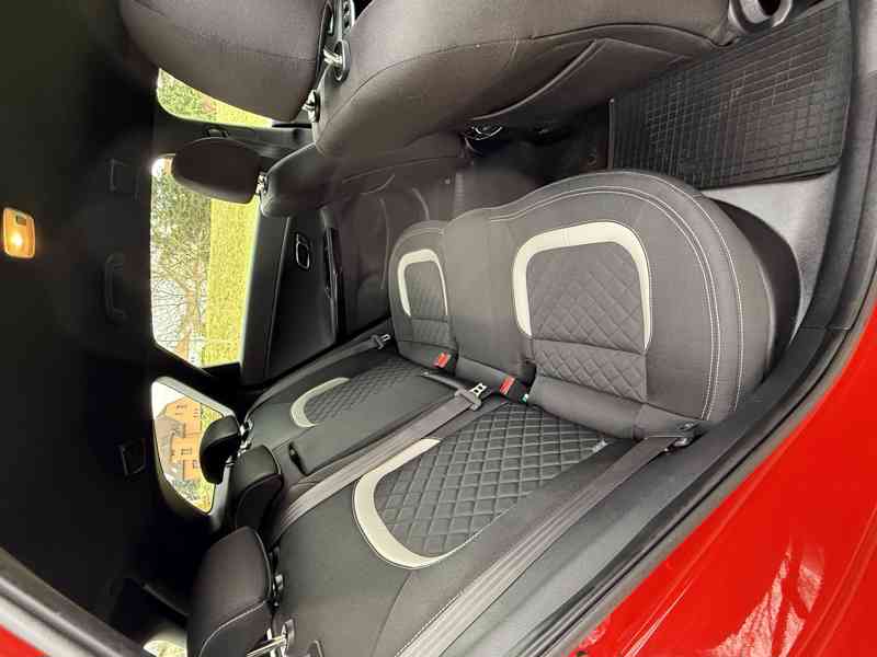 Kia Ceed Combi SW 1.6 CRDI 100Kw GT- LINE - foto 16
