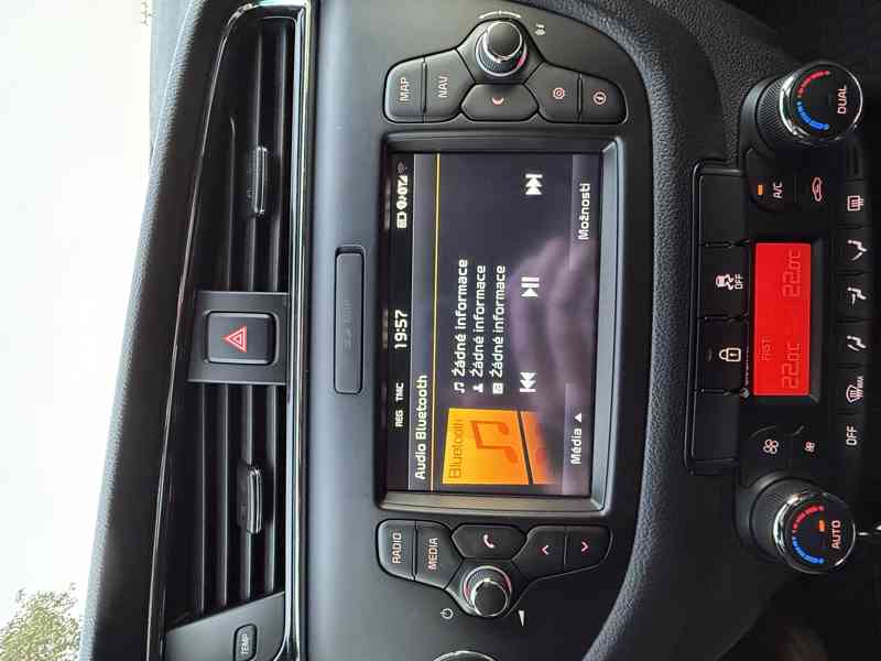 Kia Ceed Combi SW 1.6 CRDI 100Kw GT- LINE - foto 13