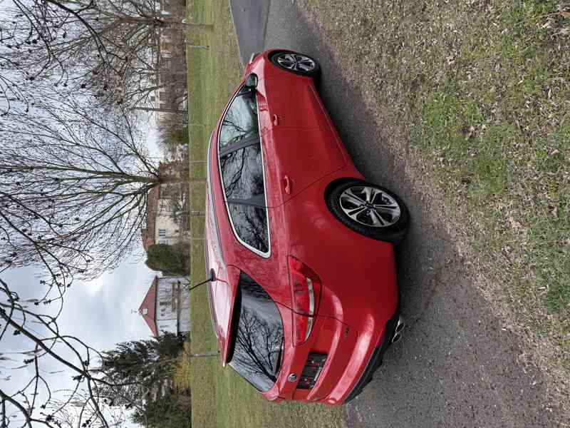 Kia Ceed Combi SW 1.6 CRDI 100Kw GT- LINE - foto 3