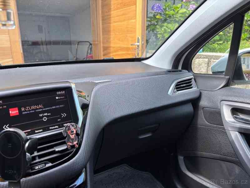 Peugeot 2008 2017 bílá - foto 8