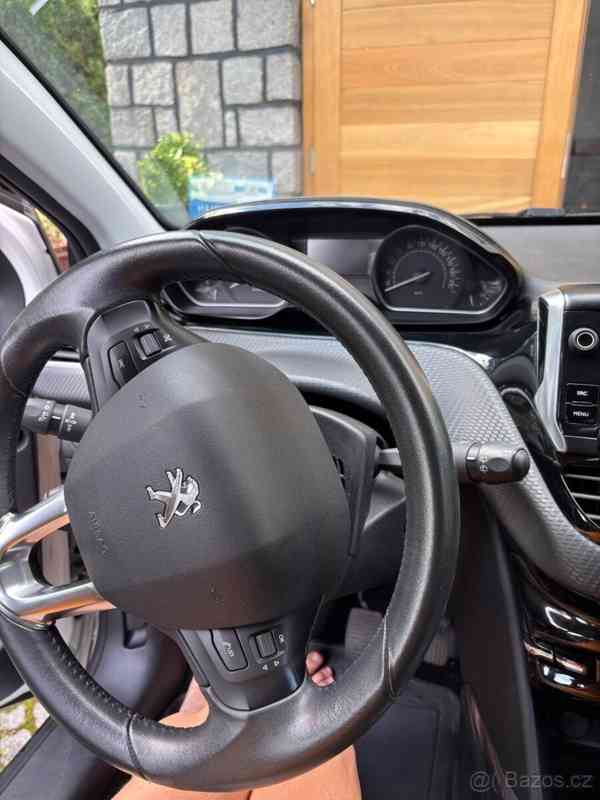 Peugeot 2008 2017 bílá - foto 5