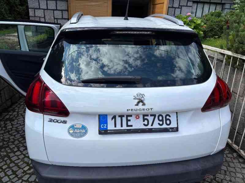 Peugeot 2008 2017 bílá - foto 14
