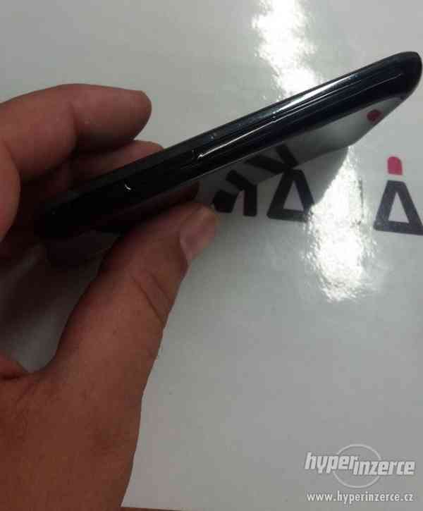 Samsung Galaxy S černý - foto 3