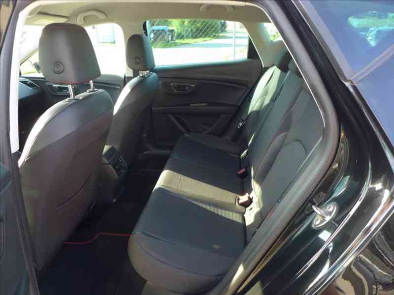 Seat Leon 2,0 TDI 110KW FR LED 1.MAJ - foto 6
