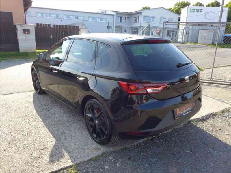 Seat Leon 2,0 TDI 110KW FR LED 1.MAJ - foto 4