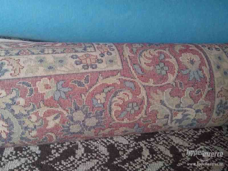 Vlněný koberec s perským vzorem 2,5 x 3,5m - foto 3