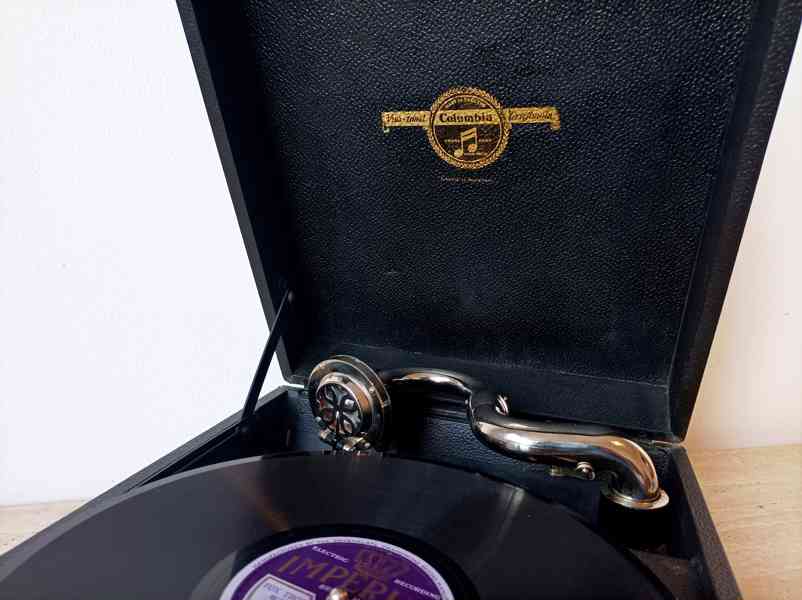 Starožitný anglický gramofon na kliku značky Columbia  - foto 5