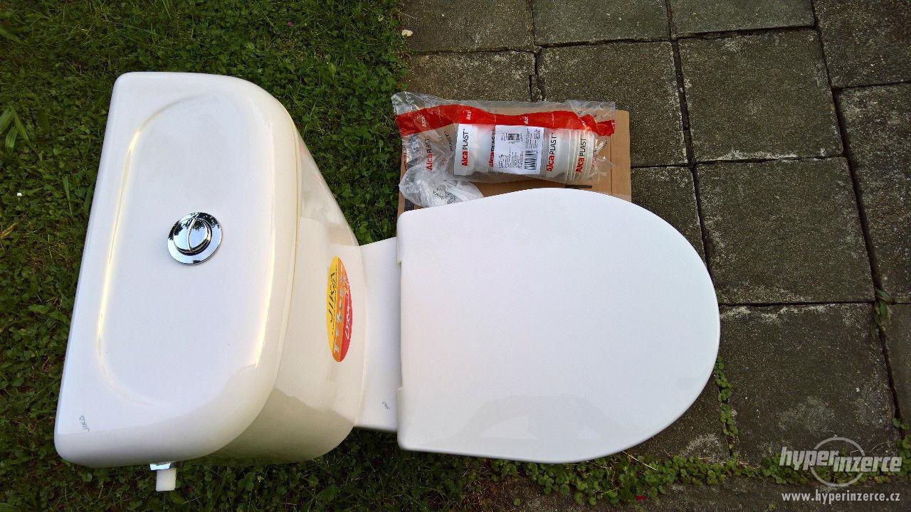 WC Jika Lyra Kombi s kompletnim dopojenim - bazar - Hyperinzerce.cz