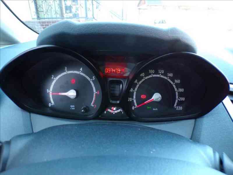 Ford Fiesta 1,2 16V KLIMA - foto 8
